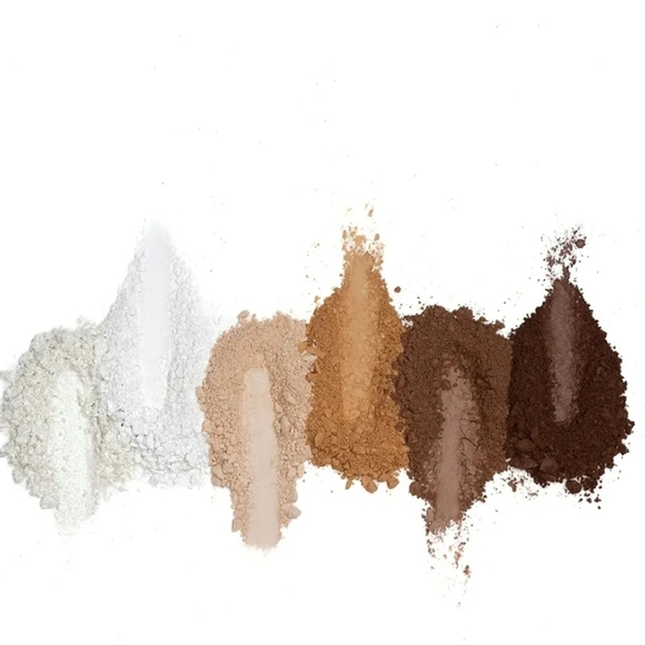 PRADOS BEAUTY Grand Entry Eyshadow Palette x Lauren Good Day - Picture 8 of 8